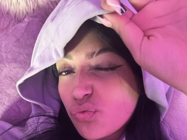 KatianPierce - Live porn &amp; sex cam - 28737896