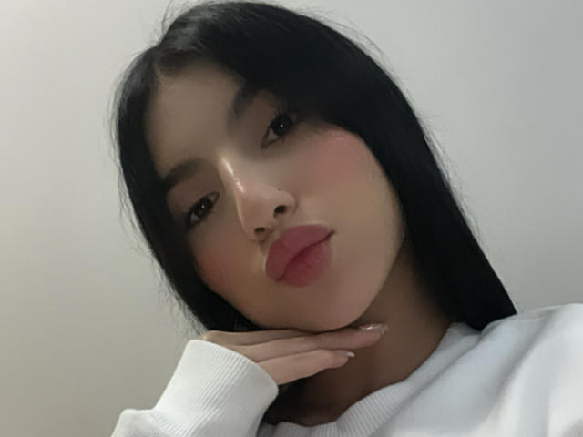 MilanMoon - Live sex cam - 28739111