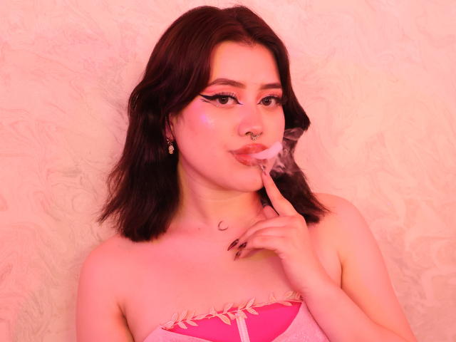 JulietaSmit - Élő pornó és szexkamera - 28741688