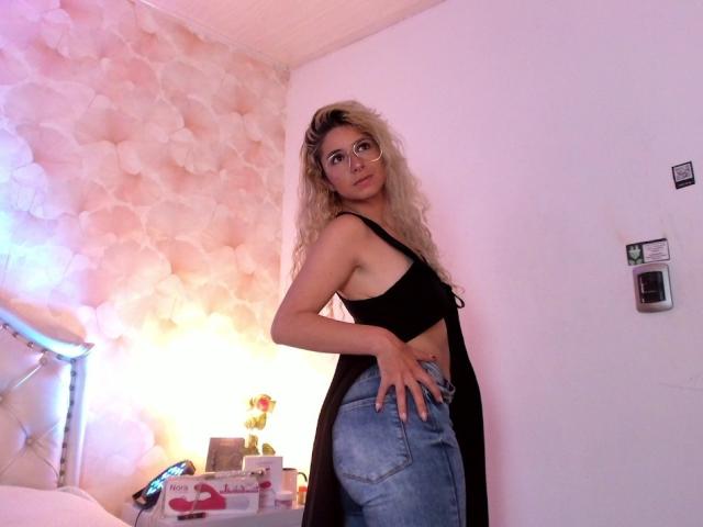 SophieTeller - Live porn &amp; sex cam - 28743368