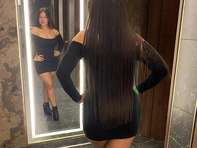 LiaJohnes - Live sex cam - 28745504