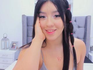 Ver a ficha detalhada de  AdelleVelvet