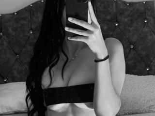 Ver a ficha detalhada de  CloeThonsom