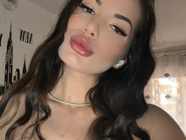 AmmyRosee - Live sex cam - 28748810