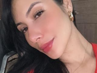 Ver a ficha detalhada de  ArianaRogers