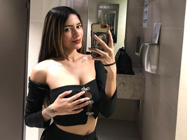 AfroditaWild - Live porn &amp; sex cam - 28750079