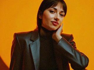 Ver a ficha detalhada de  Rouzi