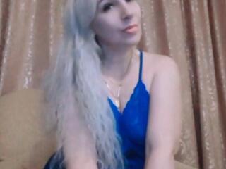 Ver la ficha detallada de AliceHottie69