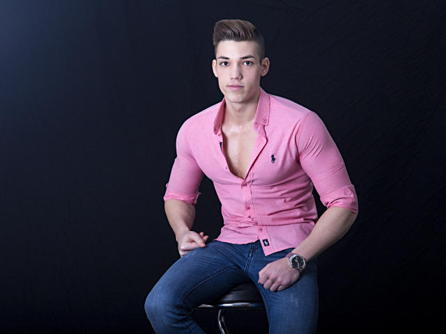 HaydenSpearz - Live sex cam - 2875285