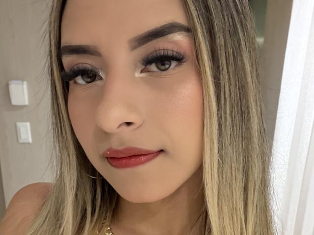 CloeRouss - Live porn &amp; sex cam - 28753286