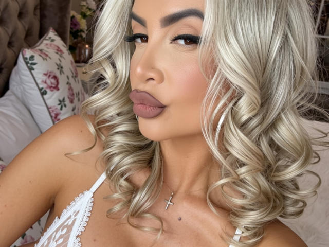 Lellie - Live porn &amp; sex cam - 28754921