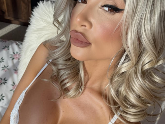 Lellie - Live porn &amp; sex cam - 28754999