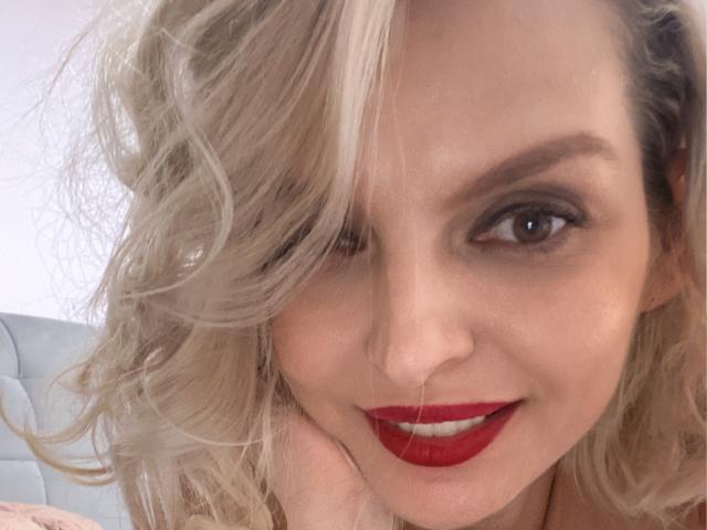 DouceAmelia - Live porno og sexkamera - 28755239