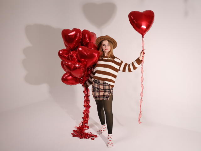 MargaritaKis - сексуальная веб-камера в реальном времени - 28755746