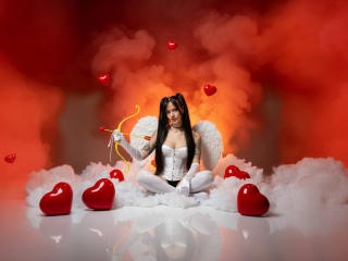 Ver a ficha detalhada de  JulietaaJadee