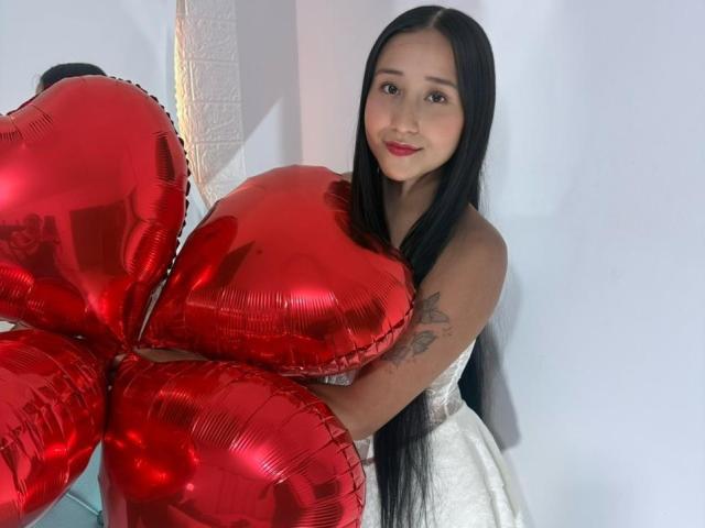 AnnieBlakke - Live porn &amp; sex cam - 28756442