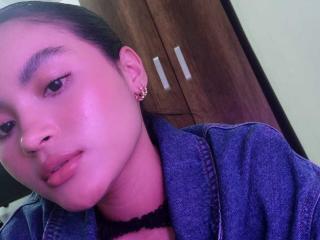 Ver a ficha detalhada de  MiiaPalmer