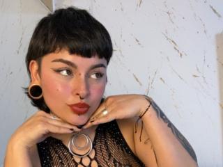 Ver a ficha detalhada de  LilithVelvet