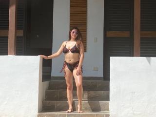 Ver a ficha detalhada de  LinaFoxyHot