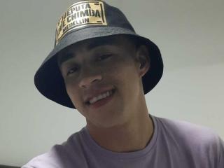 Se komplett profil för Crissteban