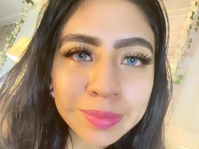 ZoeRedds - Live porn &amp; sex cam - 28760789