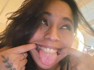 Chili's Model Profile