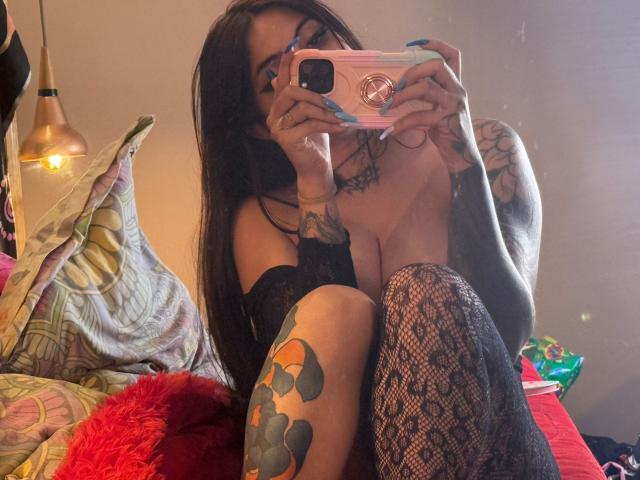 CoriPaige - Live sexe cam - 28761434