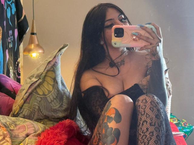 CoriPaige - Live sexe cam - 28761437