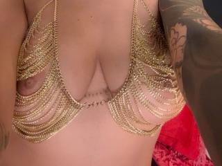 Se komplett profil för CoriPaige