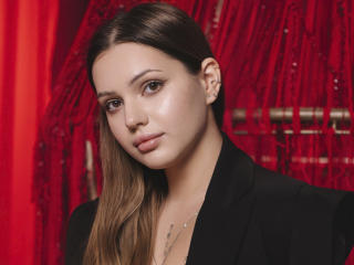 Se komplett profil för SophiaGrant