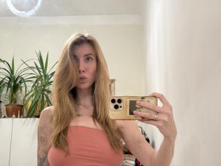 Se komplett profil för Lalililna