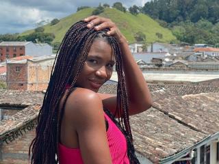 Ver a ficha detalhada de  TightLittleeBony