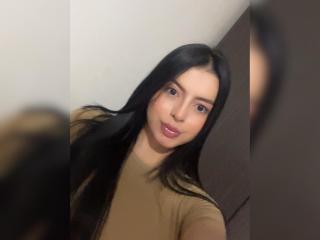 Se komplett profil för IsabellaJames