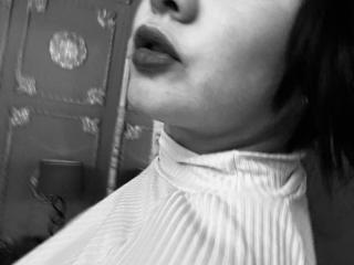 Se komplett profil för JeyyLee