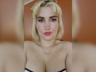 Ver la ficha detallada de GiuliaAddams