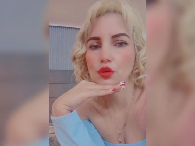 GiuliaAddams - Live sexe cam - 28765751