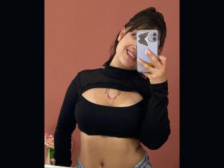 Se komplett profil för AnikaFleur