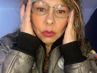 Ver la ficha detallada de MiaAmoretti