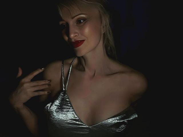 RitaFarell - Sexe cam en vivo - 28768199