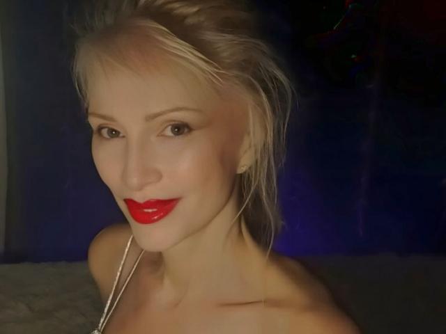 RitaFarell - Live porn &amp; sex cam - 28768244