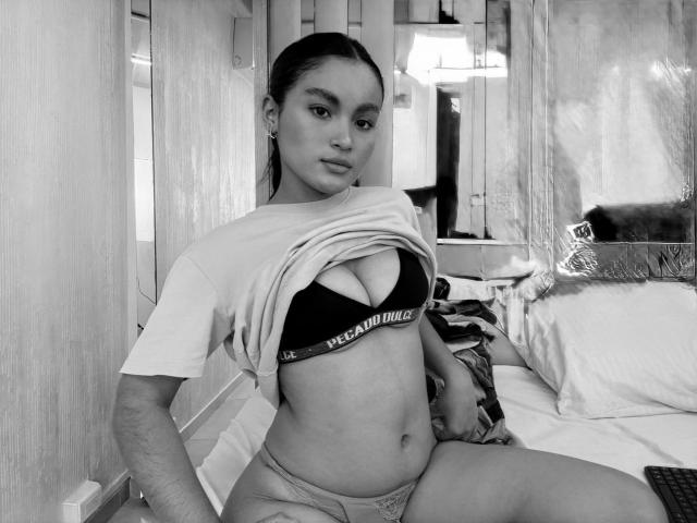 MiiaPalmer - Live porn &amp; sex cam - 28768730