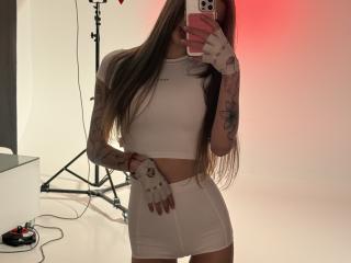 Se komplett profil för SensualMila