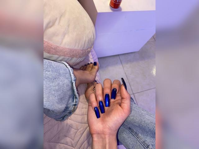 ChristieGarci - Live sex cam - 28769402