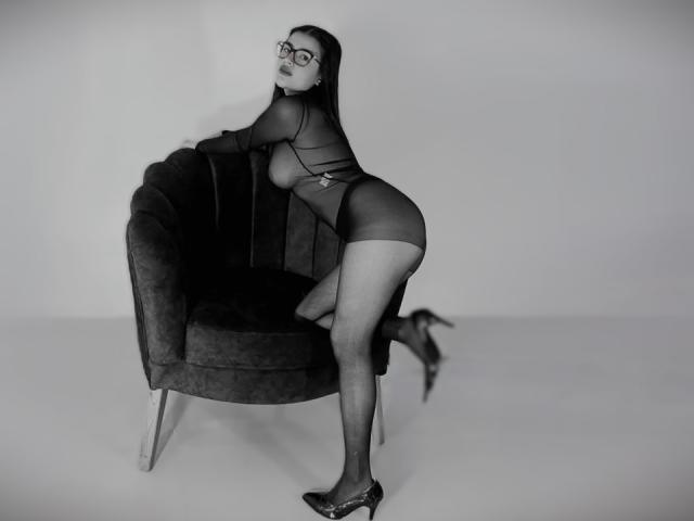 IrisBlair - Live porn &amp; sex cam - 28769921