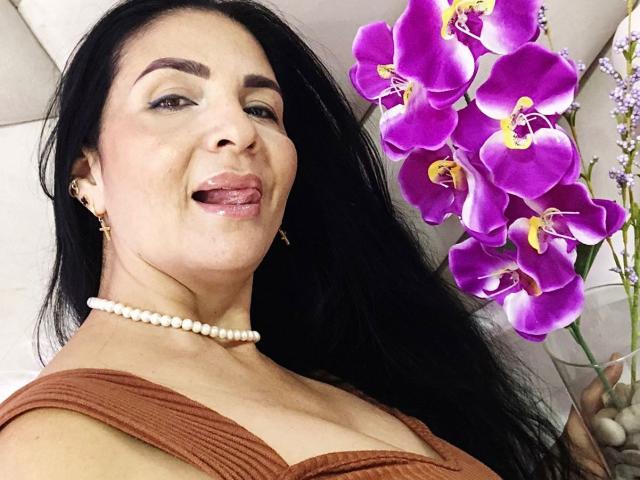 AlizonMoreti - сексуальная веб-камера в реальном времени - 28769927