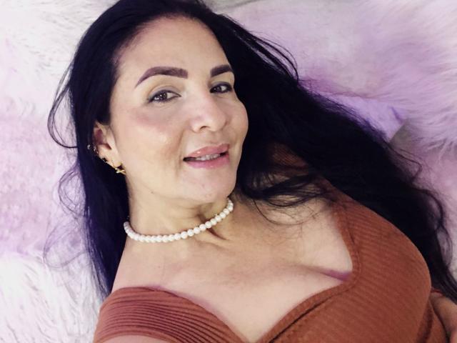 AlizonMoreti - Live porn &amp; sex cam - 28769948