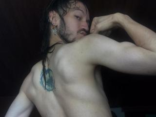 Ver a ficha detalhada de  AngelDamianArt