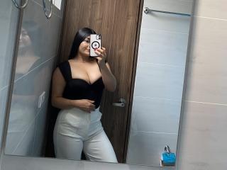 Se komplett profil för MiaDuboisX