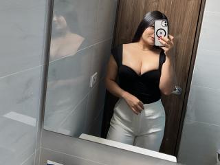 Se komplett profil för MiaDuboisX