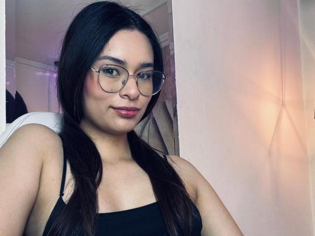 IsaDoux - Live porn &amp; sex cam - 28771991